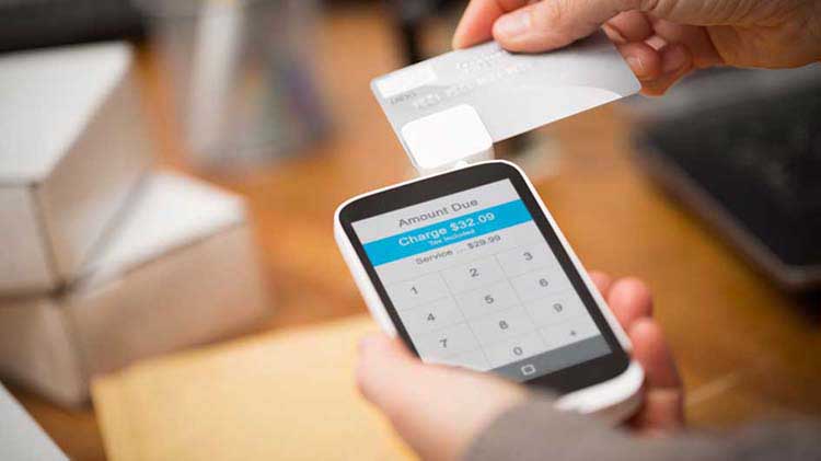¿Son los lectores móviles de tarjetas de crédito una buena opción para pequeñas empresas?