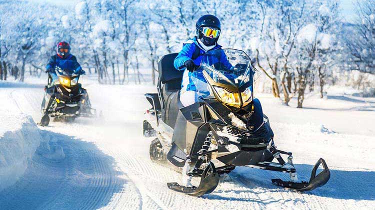 Consejos sobre motos de nieve para principiantes